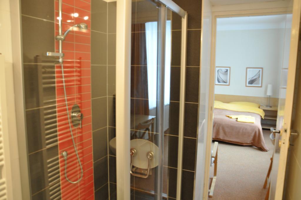 Lida Guest House Прага Номер фото