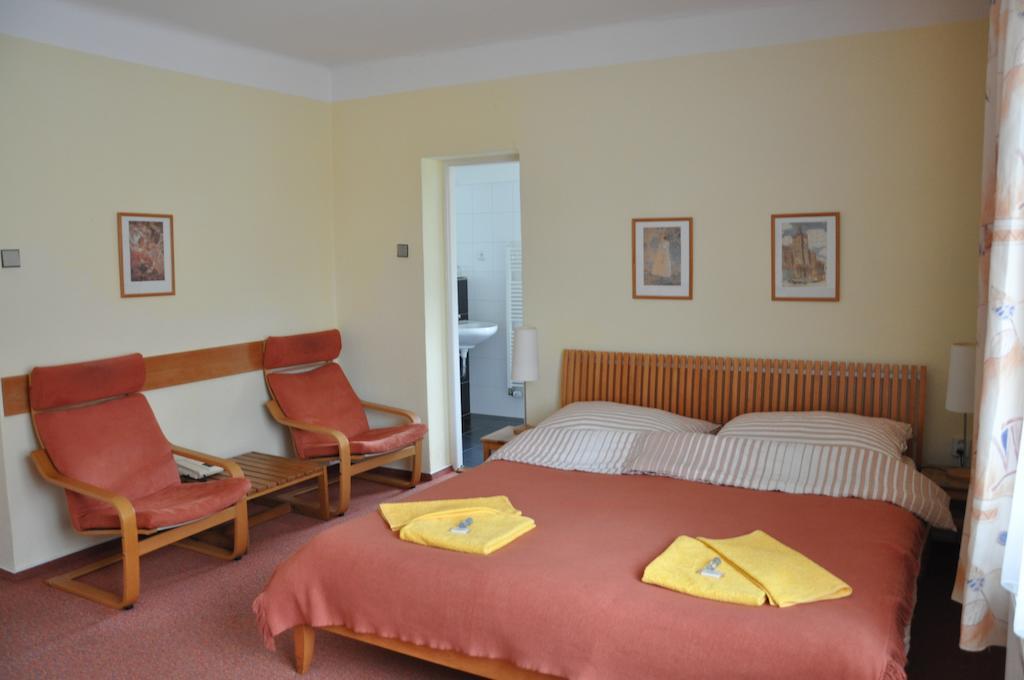 Lida Guest House Прага Екстер'єр фото
